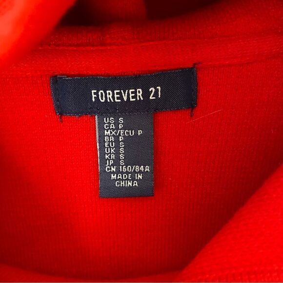 Forever 21 Women’s Cropped Long Sleeve Hoodie Sweatshirt Size S Red - Picture 2 of 4